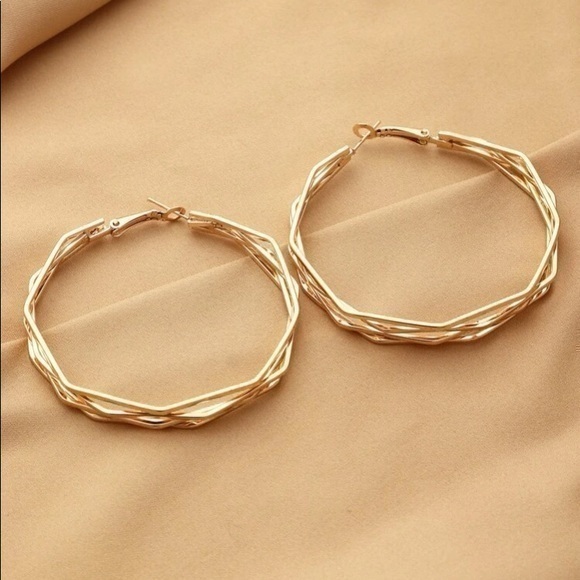 Tangle Hoop Earrings Layered Golden - Picture 3 of 9